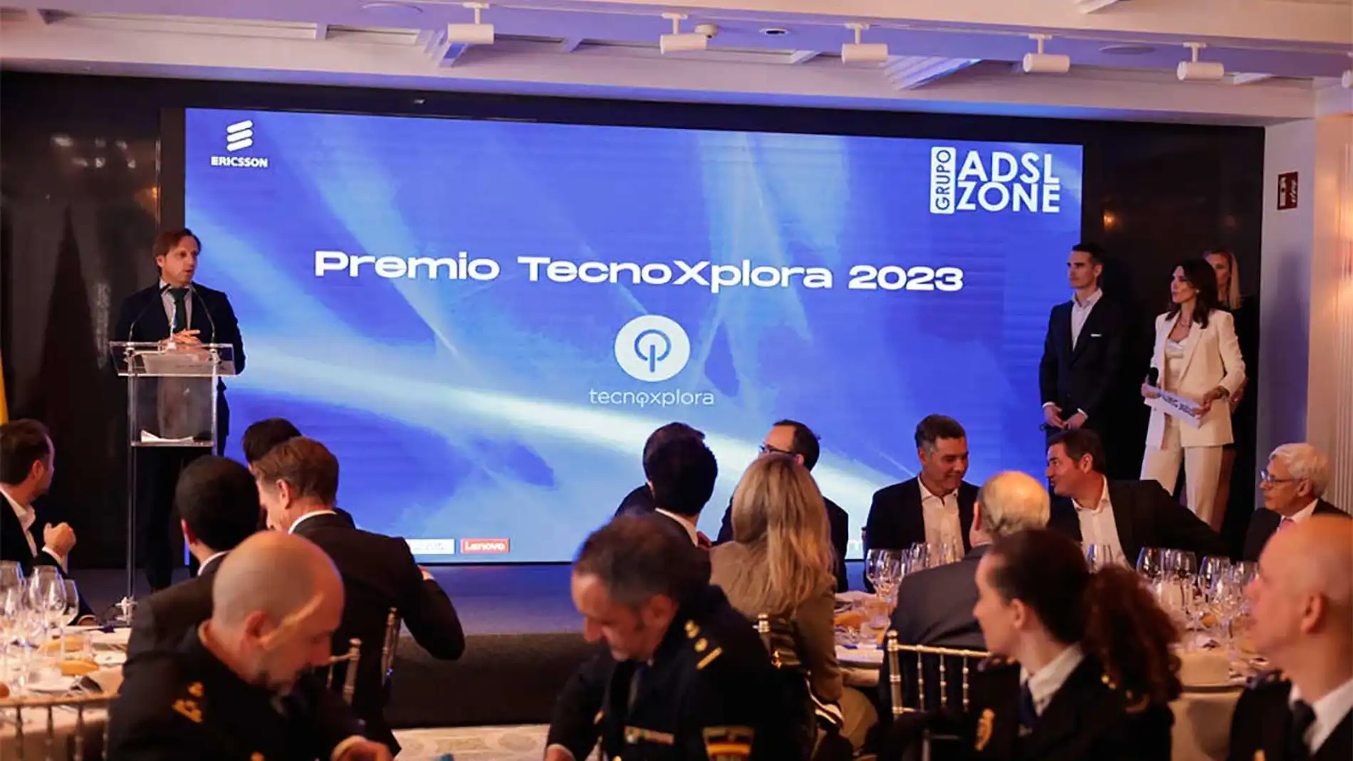 Premio TecnoXplora a la mejor empresa del año Premio TecnoXplora a la mejor empresa del año