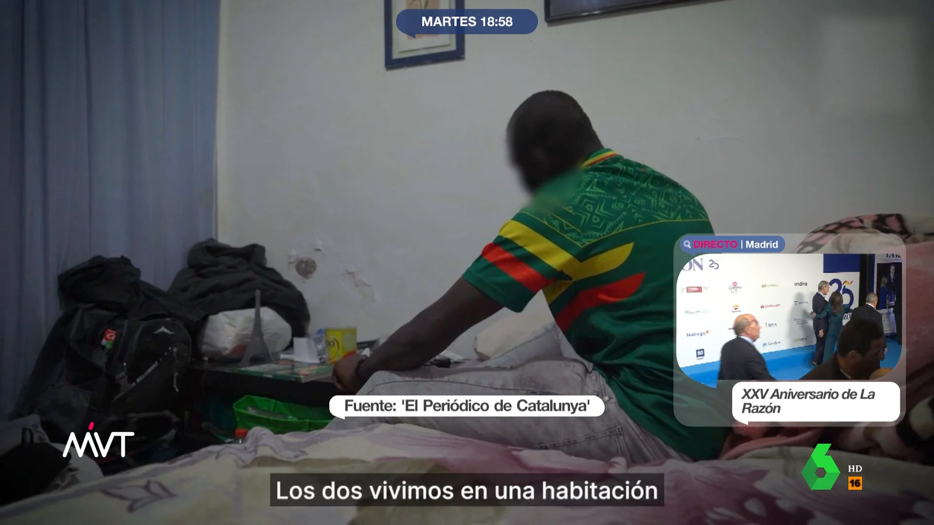 Varios trabajadores de las obras del Camp Nou explican a El Periódico de Catalunya cómo es la situación de precariedad en la que viven. En este vídeo, uno de ellos cuenta cómo comparte una pequeña habitación con su amigo por 250 euros.