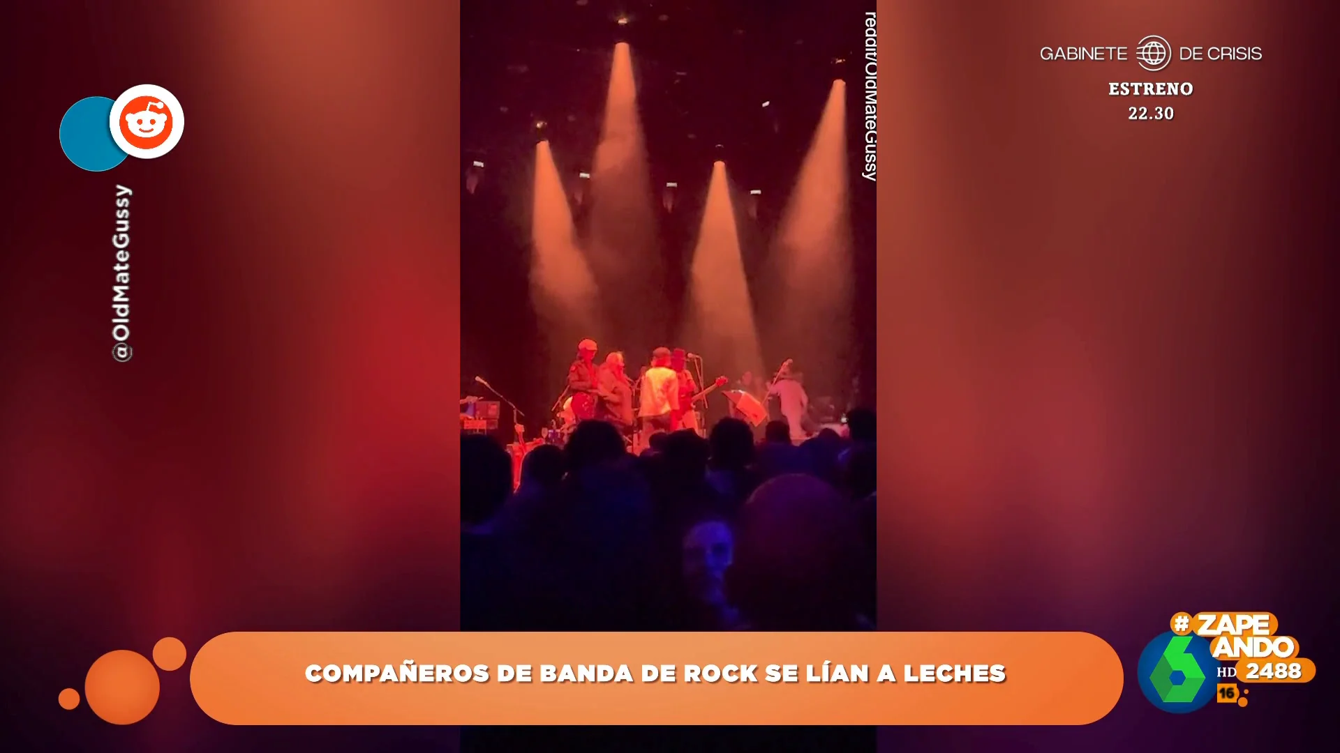 El cantante y el guitarrista de un grupo terminan a golpes en pleno concierto