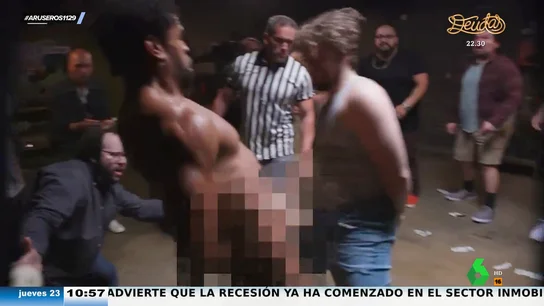 Peleas de penes, el 'deporte' de moda que arrasa en EEUU: "No son bomberos, pero..." Peleas de penes, el 'deporte' de moda que arrasa en EEUU: "No son bomberos, pero..."