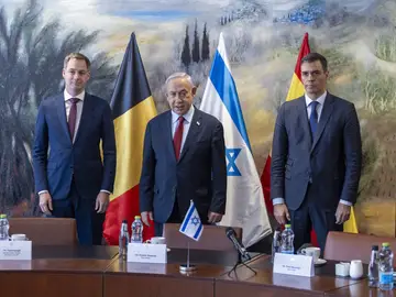 Pedro Sánchez se reúne con Netanyahu y el primer ministro belga, Alexander de Croo, en Israel. 