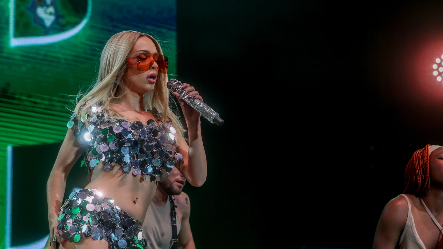 La cantante Bad Gyal durante una actuación en el Wizink Center, a 17 de febrero de 2023, en Madrid (España). La cantante Bad Gyal durante una actuación en el Wizink Center, a 17 de febrero de 2023, en Madrid (España).