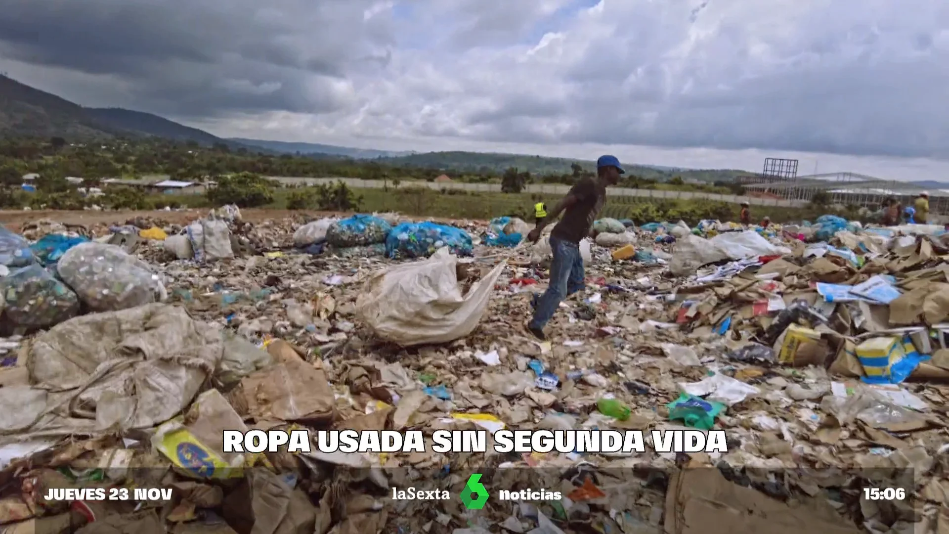 La ropa usada en España termina en Togo y Pakistán, según una denuncia de Greenpeace