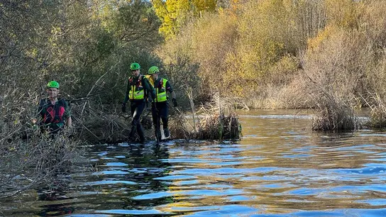 Localizan un cadáver en el embalse de Molino de la Hoz: podría ser el de la joven desaparecida en Las Rozas Localizan un cadáver en el embalse de Molino de la Hoz: podría ser el de la joven desaparecida en Las Rozas