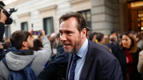 Oscar Puente, después de que prosperara la investidura del presidente del Gobierno en funciones, Pedro Sánchez Oscar Puente, después de que prosperara la investidura del presidente del Gobierno en funciones, Pedro Sánchez