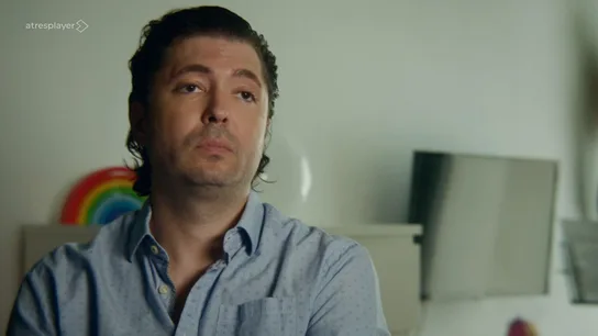 El hijo de Bárbara Rey, Ángel Cristo Jr, durante su entrevista en la serie documental 'Una vida Bárbara'. El hijo de Bárbara Rey, Ángel Cristo Jr, durante su entrevista en la serie documental 'Una vida Bárbara'.