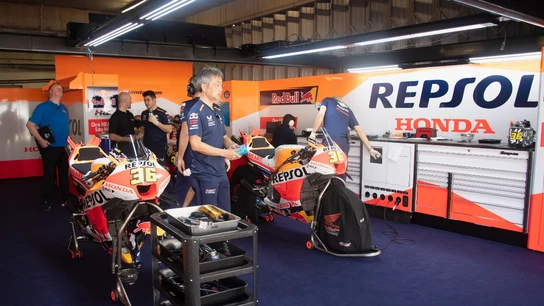 Box del equipo Honda Box del equipo Honda
