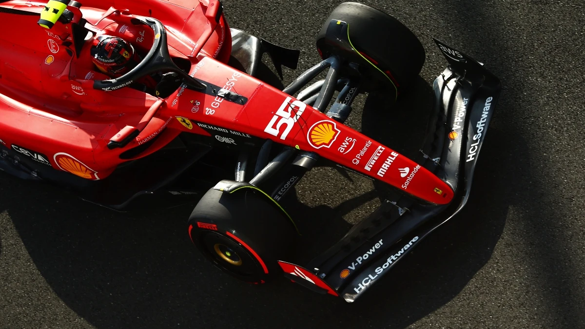 Carlos Sainz, con el Ferrari