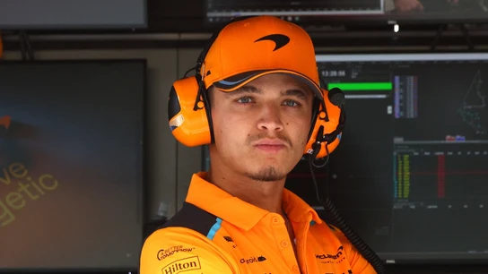 Lando Norris, con gesto serio Lando Norris, con gesto serio