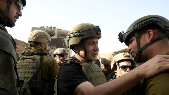 Netanyahu entra en la Franja de Gaza por primera vez desde que estalló la guerra con Hamás. Netanyahu entra en la Franja de Gaza por primera vez desde que estalló la guerra con Hamás.