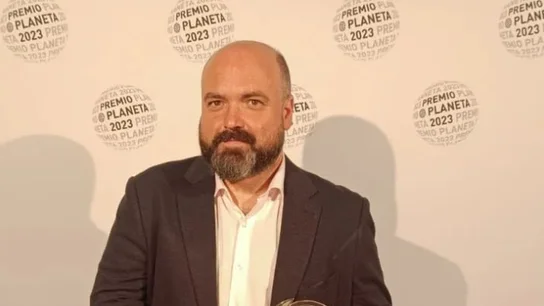Miguel López, el escritor, tuitero y educador conocido en redes sociales como El Hematocrítico Miguel López, el escritor, tuitero y educador conocido en redes sociales como El Hematocrítico