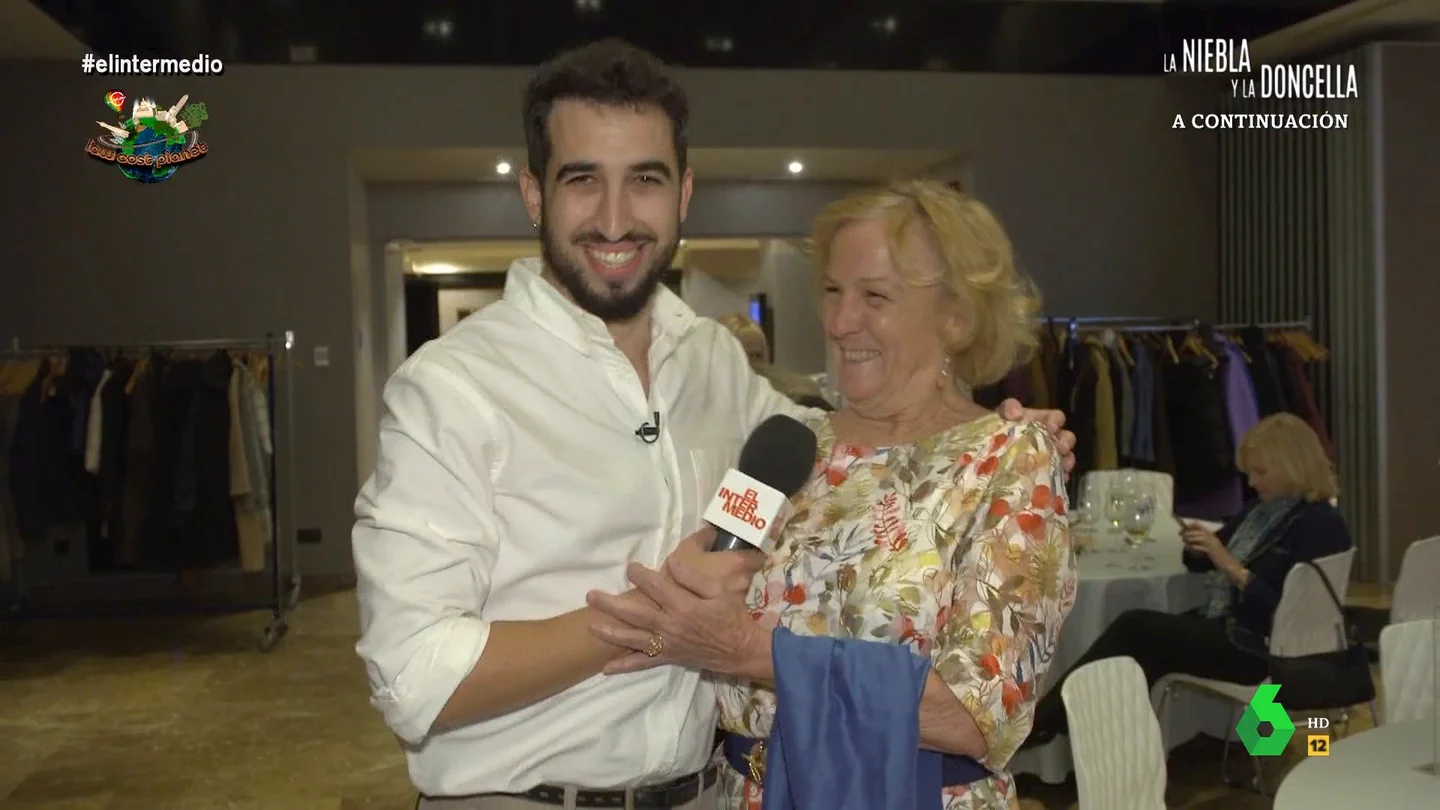 La respuesta de una mujer a Isma Juárez cuando le pregunta si ya se va a casa: "Eso depende de ti" La respuesta de una mujer a Isma Juárez cuando le pregunta si ya se va a casa: "Eso depende de ti"