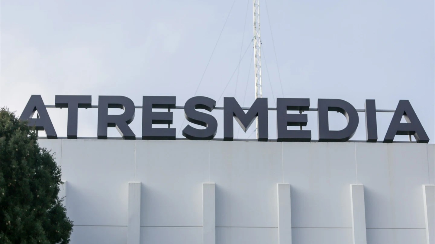 Atresmedia repite como grupo líder en noviembre y laSexta logra su mejor mes del año Atresmedia repite como grupo líder en noviembre y laSexta logra su mejor mes del año