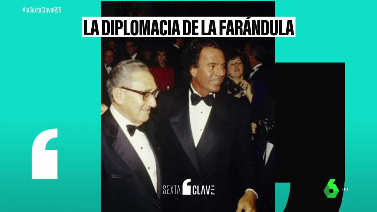 Las curiosas y folclóricas relaciones internacionales de España en las que Julio Iglesias e Isabel Pantoja ejercieron de diplomáticos Las curiosas y folclóricas relaciones internacionales de España en las que Julio Iglesias e Isabel Pantoja ejercieron de diplomáticos