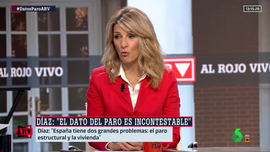 Yolanda Díaz reivindica una subida salarial en España hasta alcanzar los sueldos europeos: "No se puede vivir con dignidad con 1.545 euros al mes" Yolanda Díaz reivindica una subida salarial en España hasta alcanzar los sueldos europeos: "No se puede vivir con dignidad con 1.545 euros al mes"