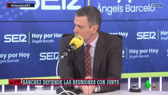 Sánchez defiende las reuniones con Junts Sánchez defiende las reuniones con Junts
