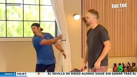 Se le escapa la pala jugando al pickleball y le da a su compañero en toda la cara: "Esto pasa mucho en el pádel"