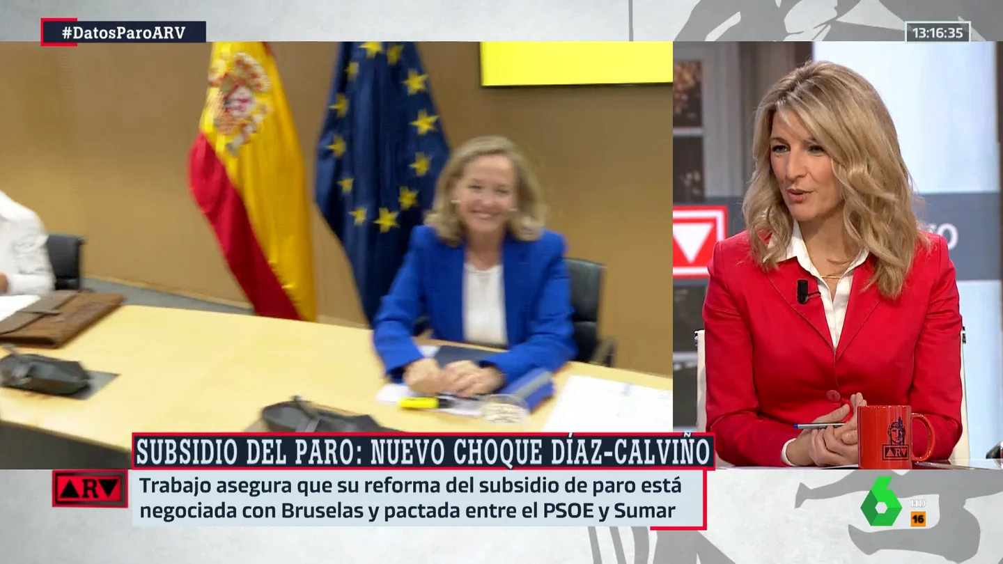 Díaz habla de "batalla ideológica" con Calviño: "Defiende un modelo de recortar derechos en el subsidio por desempleo" Díaz habla de "batalla ideológica" con Calviño: "Defiende un modelo de recortar derechos en el subsidio por desempleo"