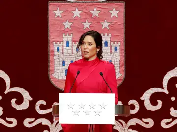 La presidenta de la Comunidad de Madrid, Isabel Diaz Ayuso interviene en el acto de homenaje a la Constitución Española
