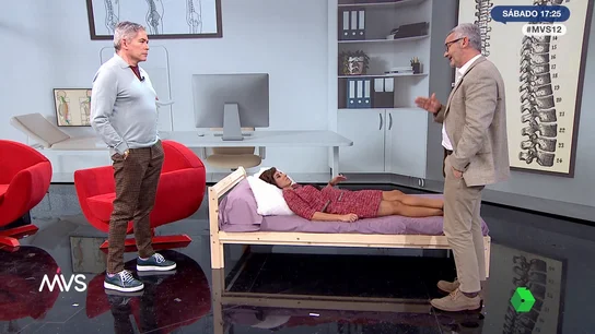 El doctor Álvarez Galovich explica cómo dormir y levantarse de la cama para evitar el dolor de espalda El doctor Álvarez Galovich explica cómo dormir y levantarse de la cama para evitar el dolor de espalda