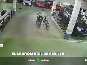 La Guardia Civil detiene a un ladrón por robar hasta 65 patinetes eléctricos, bicicletas y coches en Sevilla