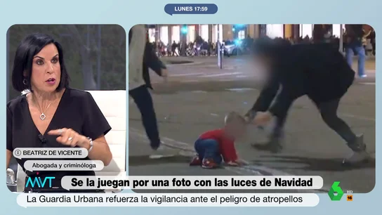 Beatriz de Vicente, al ver a un bebé en medio de la calle para un selfie con las luces de Navidad "La ley de tráfico también afecta a los peatones", recuerda Beatriz de Vicente en este vídeo de Más Vale Tarde, donde detalla qué multas pueden ponerse por escenas como las que se han visto con las luces de Navidad del Paseo de Gracia en Barcelona.