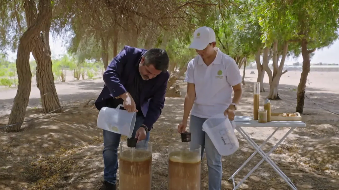 La fórmula científica para convertir la arena del desierto de Dubái en suelo fértil: "Podemos producir comida para más gente" La fórmula científica para convertir la arena del desierto de Dubái en suelo fértil: "Podemos producir comida para más gente"