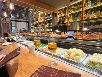 Pinchos de un restaurante de Santiago de Compostela Pinchos de un restaurante de Santiago de Compostela