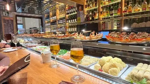 Pinchos de un restaurante de Santiago de Compostela Pinchos de un restaurante de Santiago de Compostela