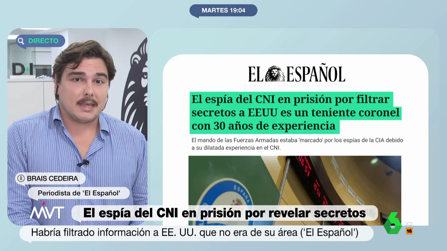 Un periodista afirma que el espía del CNI detenido estaba marcado por la CIA Brais Cedeira, periodista de 'El Español', analiza en este vídeo la noticia sobre uno de los espías del CNI detenidos por revelar secretos a EEUU, que sería un teniente coronel con 30 años de experiencia que habría estado 'marcado' por la CIA.