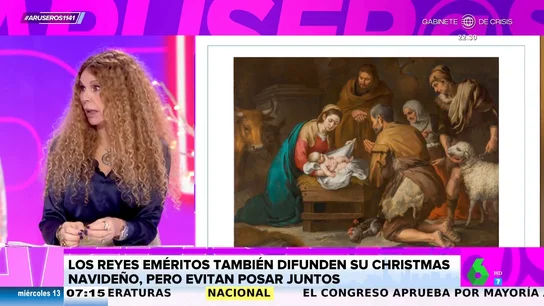 "Echo de menos el photoshop de la reina Sofía cuando le faltaba un brazo a un niño": Angie Cárdenas, sobre el christmas de los eméritos "Echo de menos el photoshop de la reina Sofía cuando le faltaba un brazo a un niño": Angie Cárdenas, sobre el christmas de los eméritos