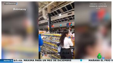 Los cajeros de un supermercado llaman a la Policía para echar a los clientes tras terminar su jornada laboral