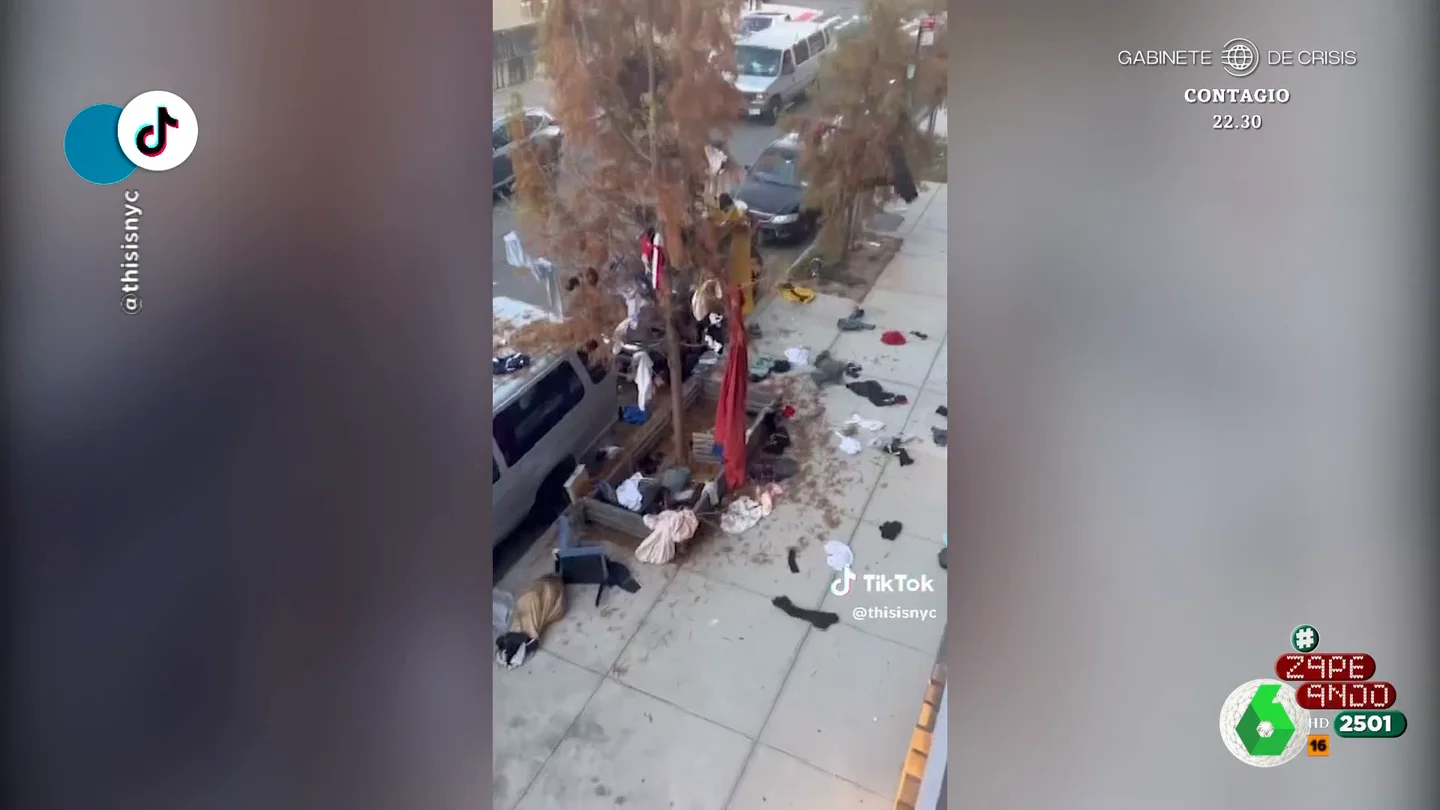 La reacción de una chica al sorprender a su novio siéndole infiel: "Ha sido muy piadosa" La reacción de una chica al sorprender a su novio siéndole infiel: "Ha sido muy piadosa"