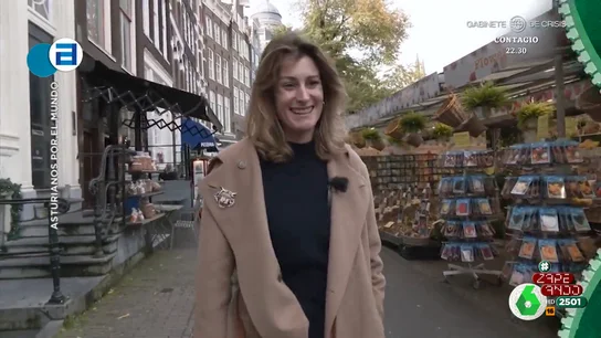 La curiosa versión de Santa Claus en Países Bajos: llega a lomos de un caballo blanco desde España La curiosa versión de Santa Claus en Países Bajos: llega a lomos de un caballo blanco desde España