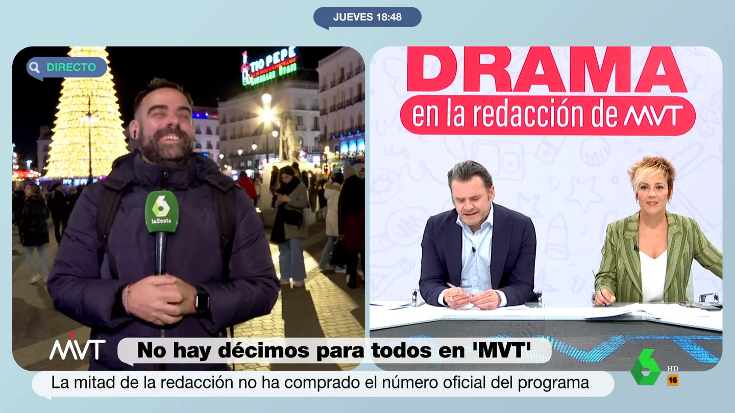 Iñaki López 'amenaza' a Bastida por la Lotería de Navidad "Tenéis que sacar esa comprensión, ese compartir y esa gana de Navidad, yo soy vuestro elfo", se defiende en este vídeo Javier Bastida, que ha desatado el caos en la redacción de Más Vale Tarde con un décimo de Lotería de Navidad.