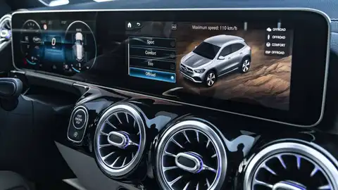Mercedes GLA Mercedes GLA