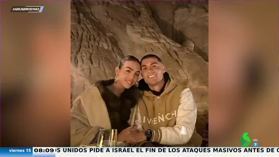 Alfonso Arús ironiza sobre Cristiano Ronaldo y Georgina Rodríguez: "Seguro que en lo primero que se fijaron fue en el nivel educativo" Alfonso Arús ironiza sobre Cristiano Ronaldo y Georgina Rodríguez: "Seguro que en lo primero que se fijaron fue en el nivel educativo"