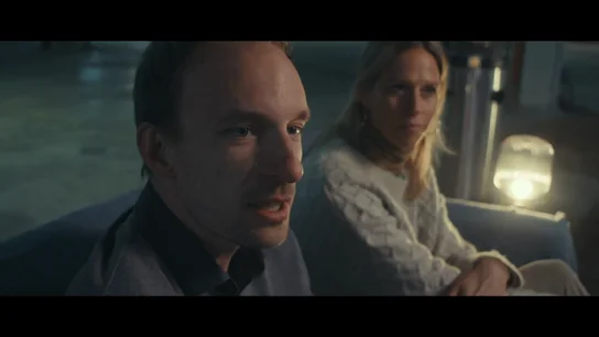 ¿Es mejor crecer con un ordenador que con un móvil? El debate entre unos padres y un grupo de jóvenes ¿Es mejor crecer con un ordenador que con un móvil? El debate entre unos padres y un grupo de jóvenes