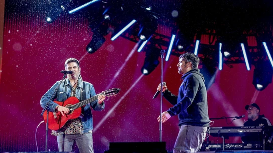 El dúo de Estopa actúa durante el festival del Coca Cola Music Experience 2023 que se celebra en la Caja Mágica, a 2 de septiembre de 2023, en Madrid (España). El dúo de Estopa actúa durante el festival del Coca Cola Music Experience 2023 que se celebra en la Caja Mágica, a 2 de septiembre de 2023, en Madrid (España).