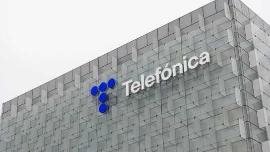 Vista de la sede de Telefónica. Vista de la sede de Telefónica.