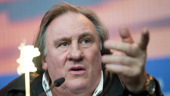 El actor francés Gerard Depardieu asiste a una conferencia de prensa durante el Festival Internacional de Cine de Berlín 2016. El actor francés Gerard Depardieu asiste a una conferencia de prensa durante el Festival Internacional de Cine de Berlín 2016.