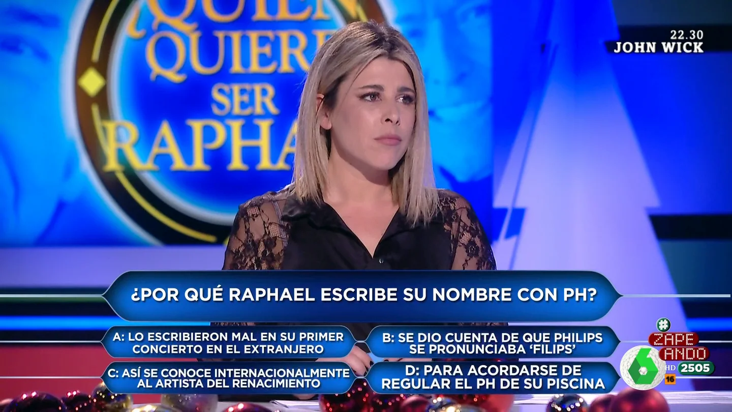 El concurso de Zapeando que desvela curiosidades de Raphael: de por qué escribe su nombre con ph al nexo con Queen y U2 '¿Quién quiere ser Raphael?' es el concurso definitivo sobre Raphael que presenta Miki Nadal. ¿Qué le pasó al llegar de Eurovisión 1966? ¿Qué famoso le visitó después de un concurso en Atlantic City? Estas y otras respuestas, en este vídeo.