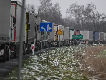 Las reclamaciones de transportistas y fabricantes en los planes de descarbonización Las reclamaciones de transportistas y fabricantes en los planes de descarbonización