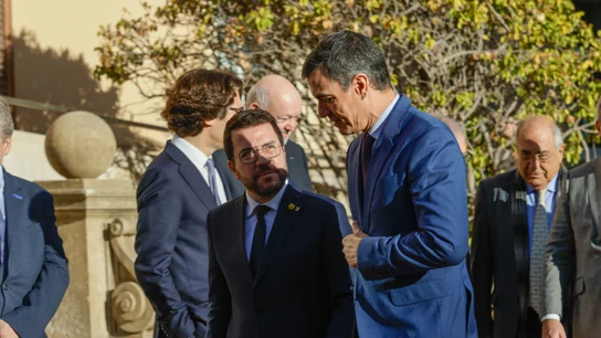 Pedro Sánchez y Aragonés coinciden en un evento antes de su reunión Pedro Sánchez y Aragonés coinciden en un evento antes de su reunión