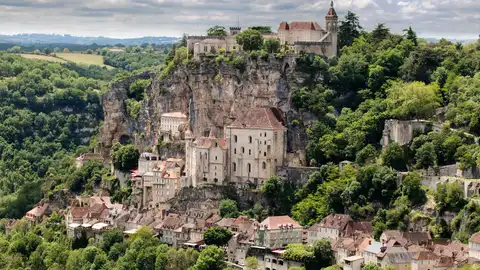 Pueblo medieval Rocamadour de Francia Pueblo medieval construido en la montaña