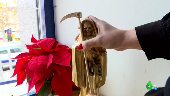 Rituales en administraciones para atraer la "buena suerte" por 110 euros la hora: la lucrativa labor de una "sortilegiadora" Rituales en administraciones para atraer la "buena suerte" por 110 euros la hora: la lucrativa labor de una "sortilegiadora"