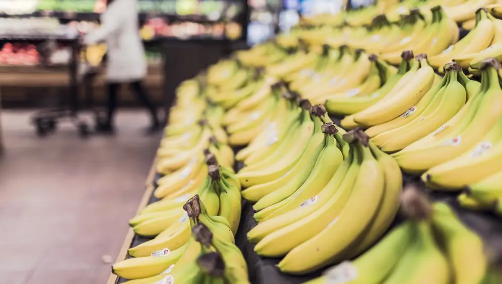 Plátanos en un supermercado