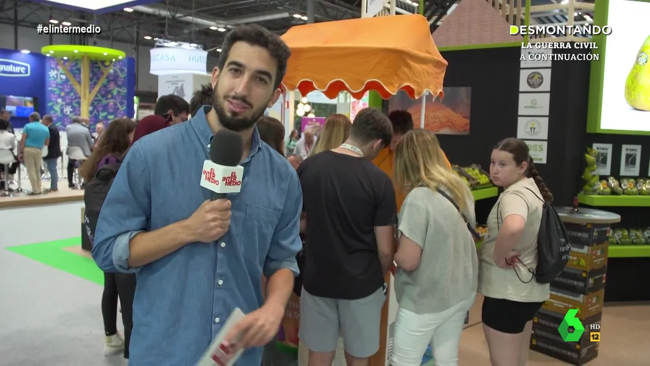 Isma Juárez alucina al ver una cola de gente en un puesto de helados de verduras: "Se nota que es gratis"