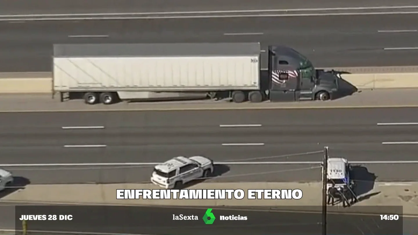 Persecución termina en un enfrentamiento de horas entre conductor y policía Persecución termina en un enfrentamiento de horas entre conductor y policía