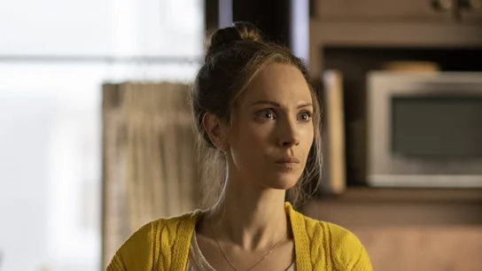 La dulce e inofensiva ama de casa Dorothy 'Dot' Lyon (Juno Temple) esconde un pasado tormentoso en 'Fargo' T5. La dulce e inofensiva ama de casa Dorothy 'Dot' Lyon (Juno Temple) esconde un pasado tormentoso en 'Fargo' T5.